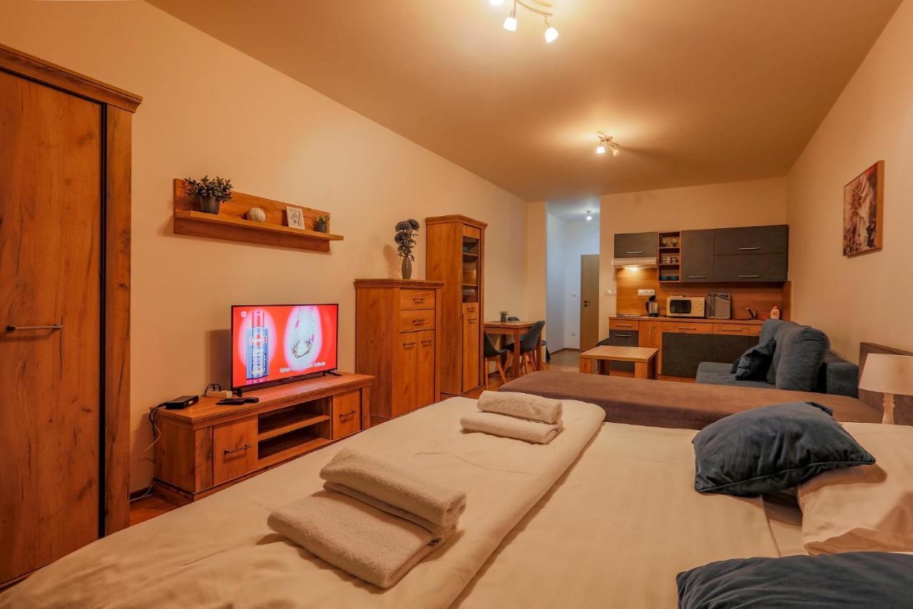 Apartmany Fatrapark 1 S Wellnessom Hrabovska Dolina Ружомберок Экстерьер фото